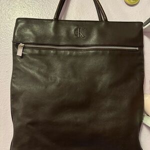 Calvin Klein Brown Leather Briefcase with Sleek Design